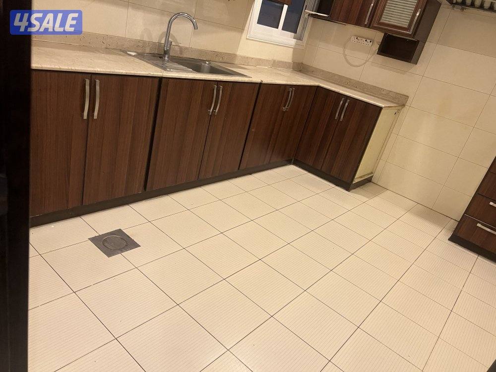 للايجار شقة مقابل مجمع ٣٦٠2