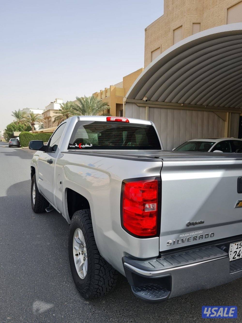 للبيع سلفرادو 2017 بحالة ممتازة جدا2