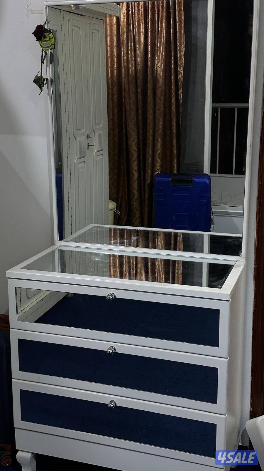 ثلاجه ، كبت وتسريحه بحالة ممتازة جداً6