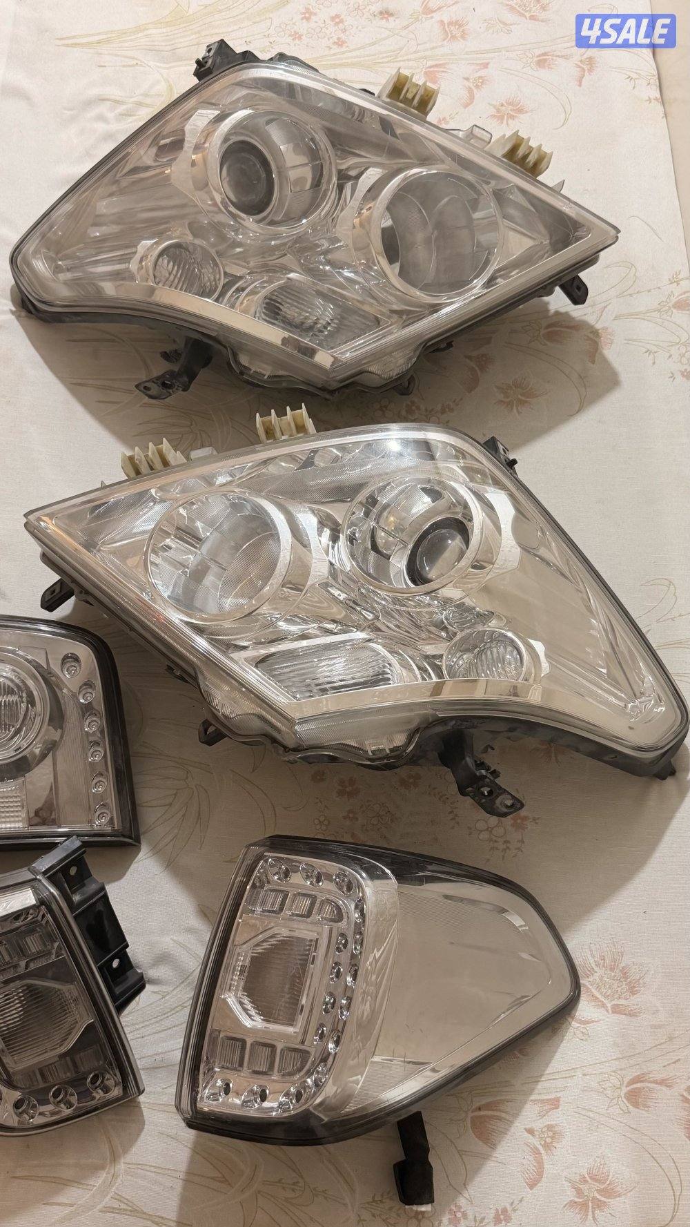 ليتات نيسان 2011 اصليه  شبه جديدة 2 امامي 2 خلفي1