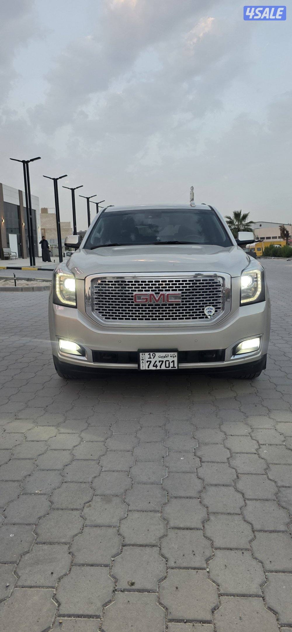 للبيع يوكن ٢٠١٦ شرط الفحص صبغ وكاله معده قطعه تجميلي6