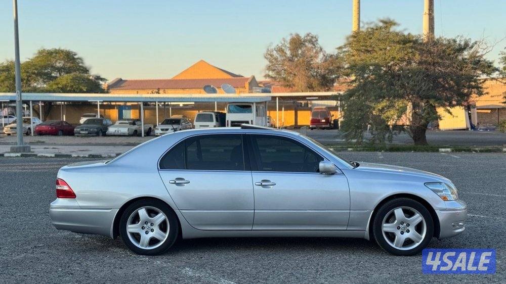 للبيع لكزس 430 موديل 2005 ماشي 117 الف0