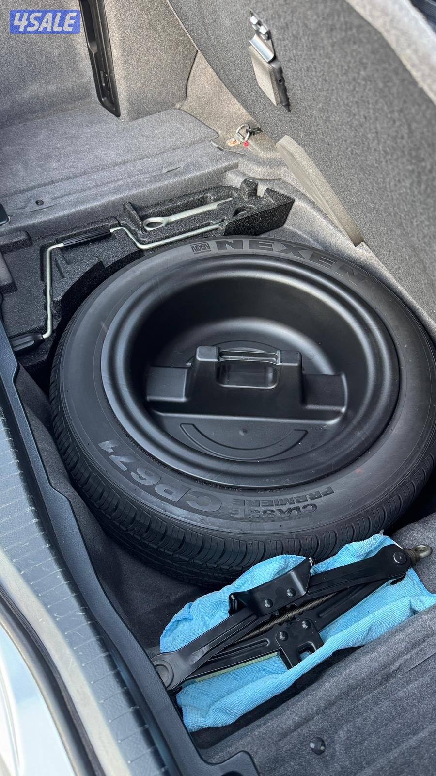 للبيع لكزس 430 موديل 2005 ماشي 117 الف12