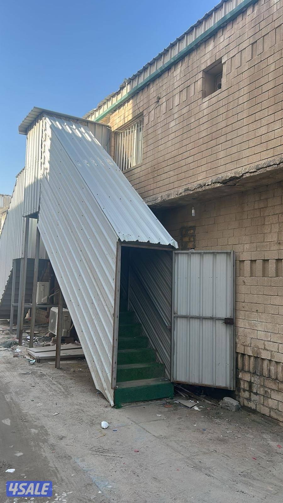 للايجار شقة من دور اول معاريس او عايله صغيره0