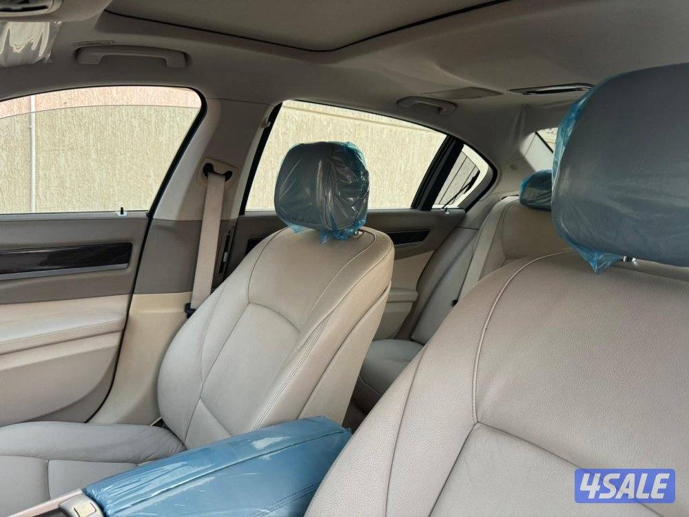 بي ام دبليو 730Li. موديل 20111