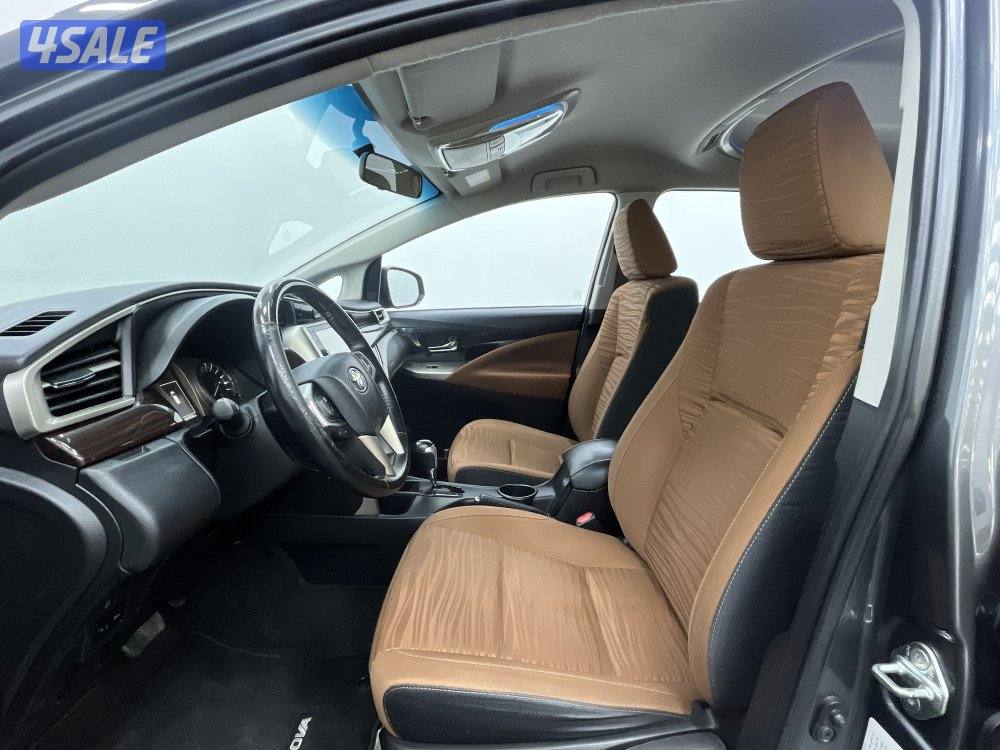 TOYOTA INNOVA STANDARD OPTION4