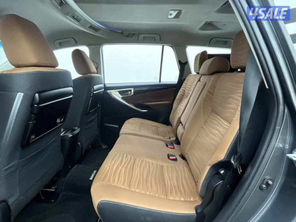 TOYOTA INNOVA STANDARD OPTION3