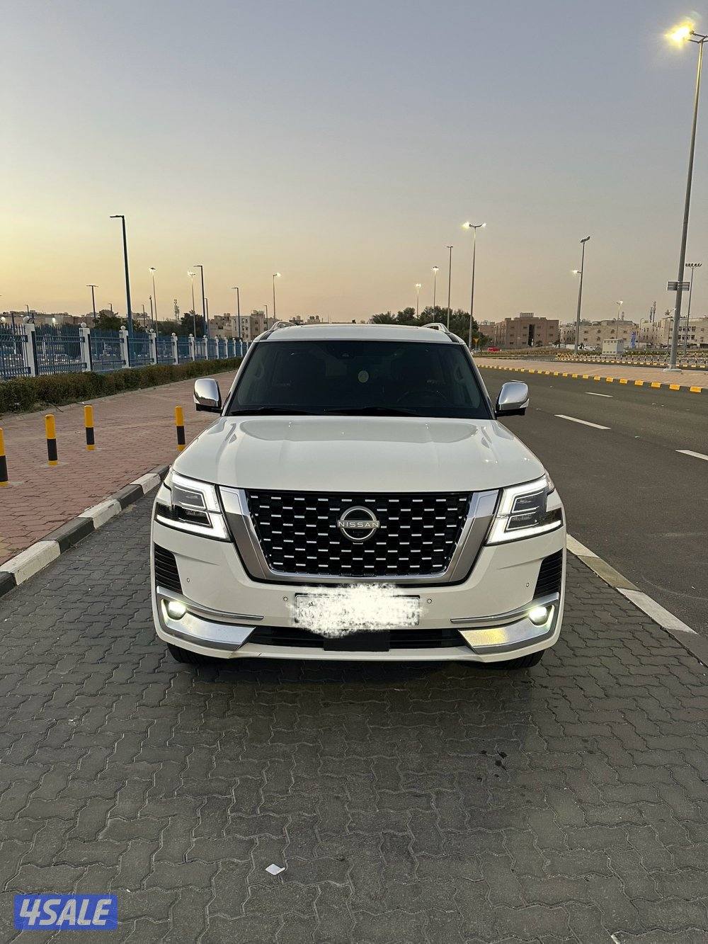 نيسان باترول ٢٠٢٣ بلاتينوم فل كامل بحالة الوكالة نظيف وخالي من الحوادث0