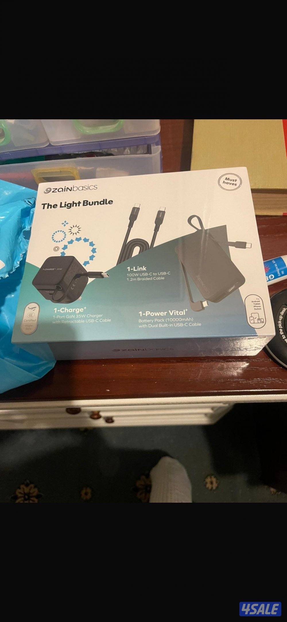 للبيع طاقم شحن وشاشتين كمبيوتر dell0