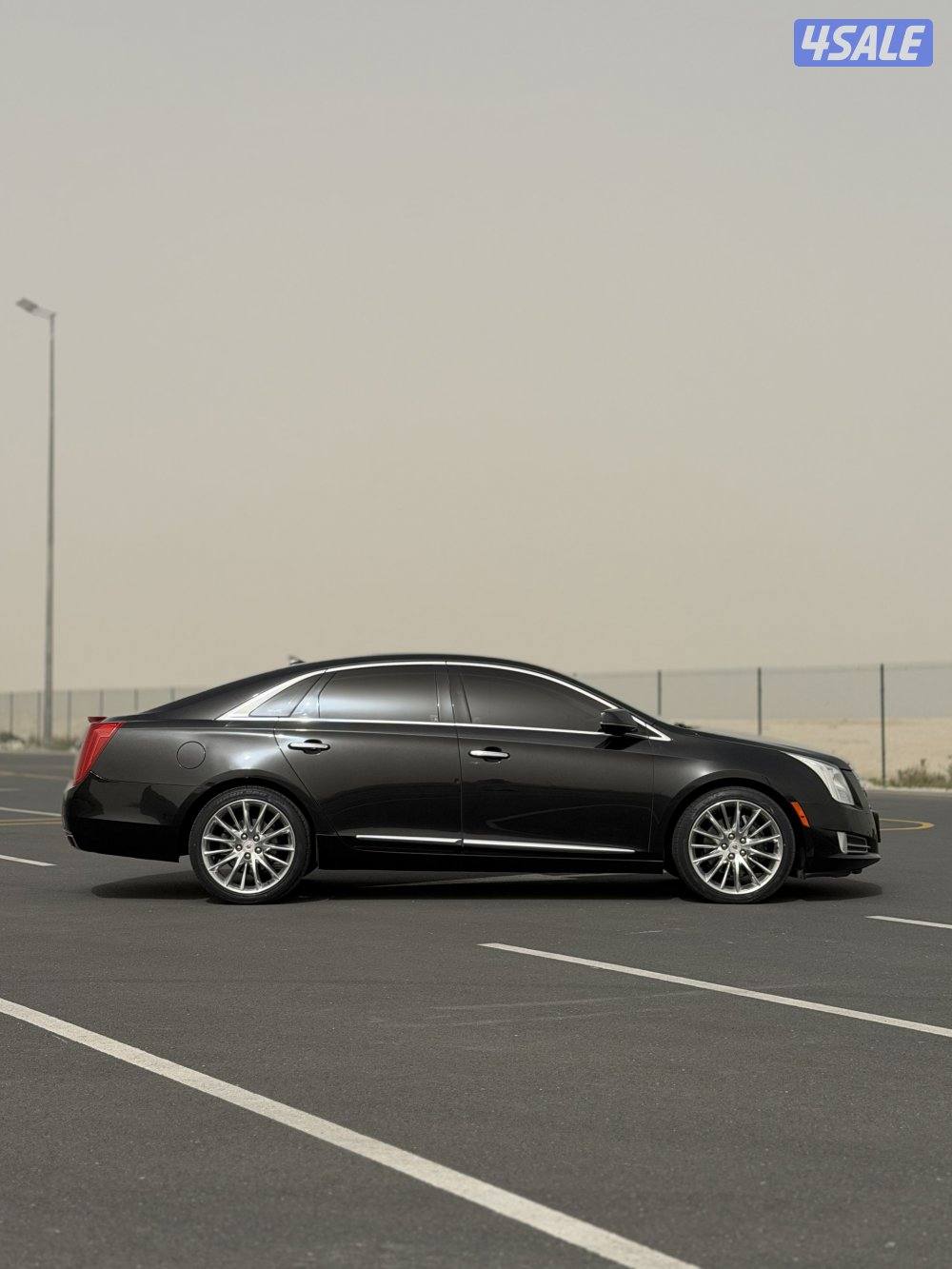 XTS 4 بلاتينيوم1