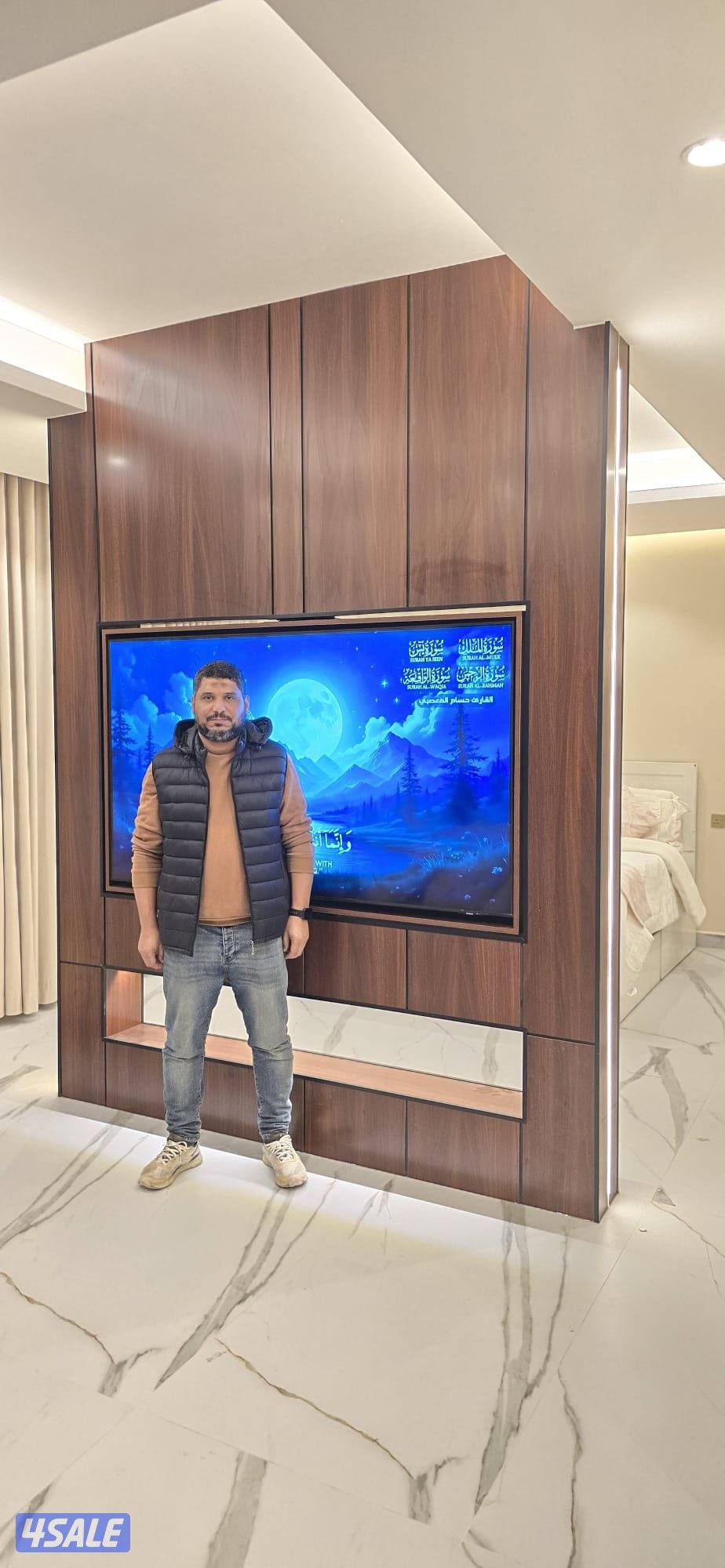 ديكورات حديثه بالإضاءة خشب ملامين1