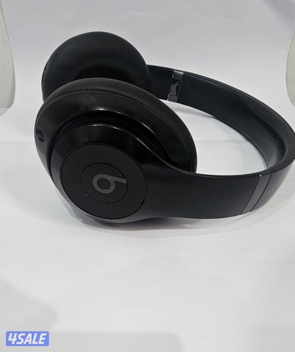 original Beats studio pro noise cancellation model0