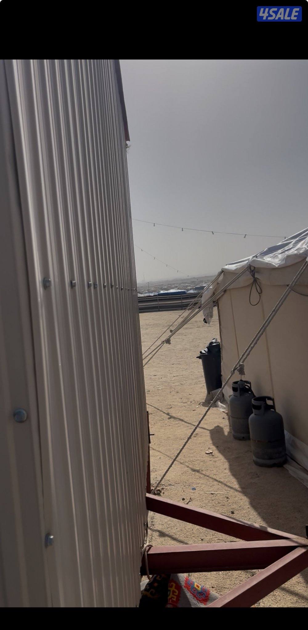 جبره الطول 4 العرض 3 ارضيه خشب ومن داخل ملبسه خشب وارفف تواير جديد6