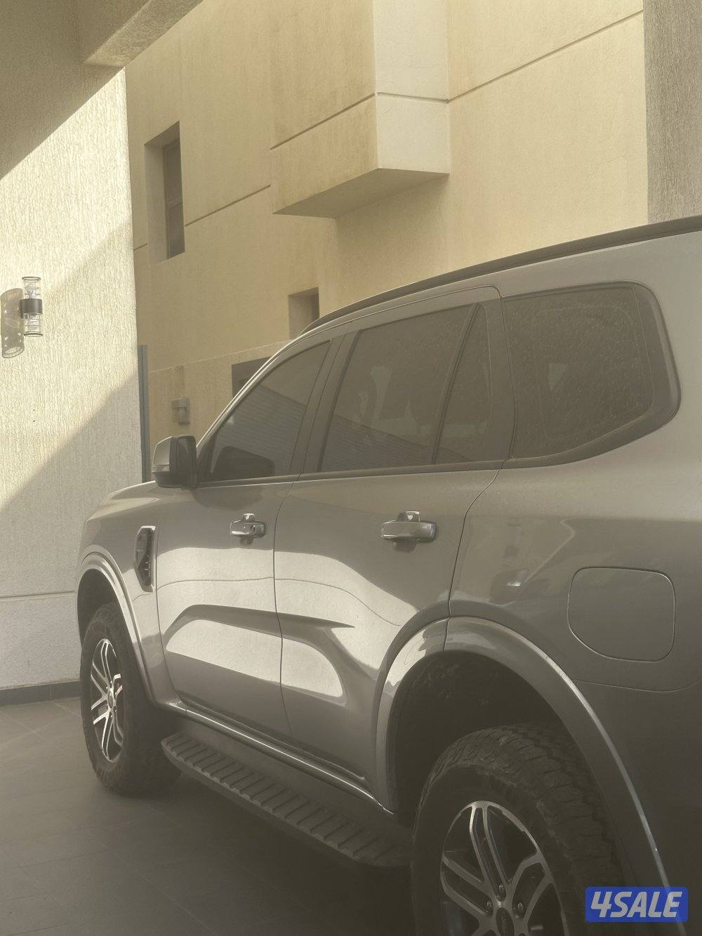 ايفرست المالك الاول3