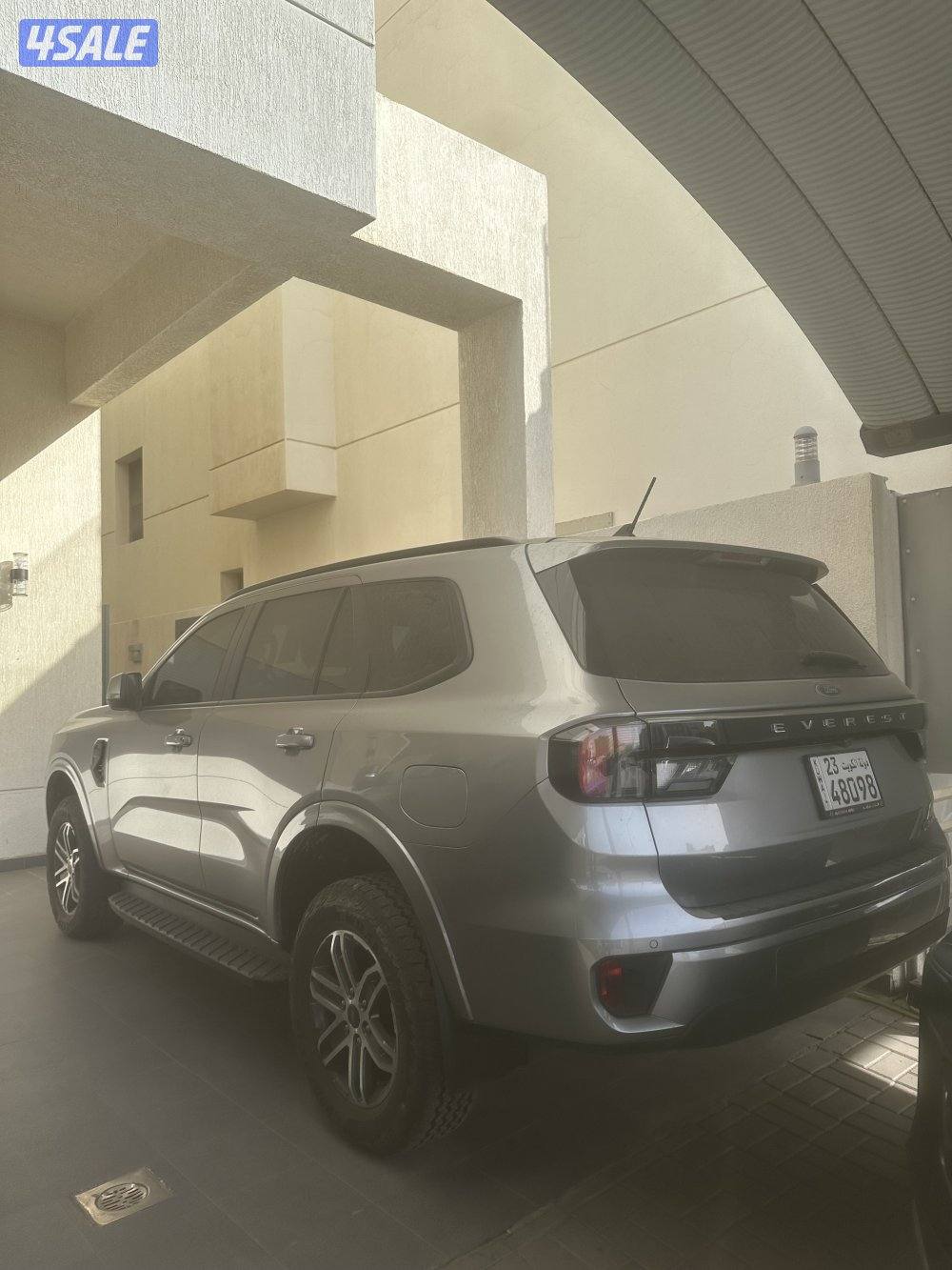 ايفرست المالك الاول4