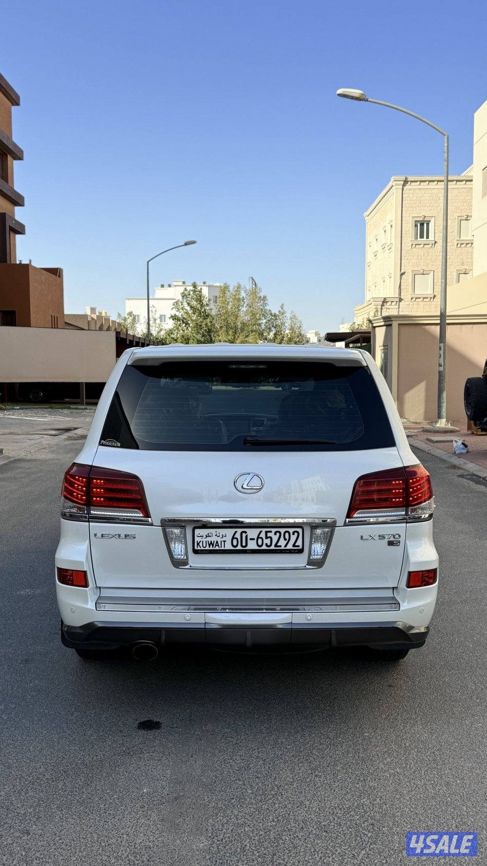 لكزس ٢٠١٤ سبورت ١١٤ Km2