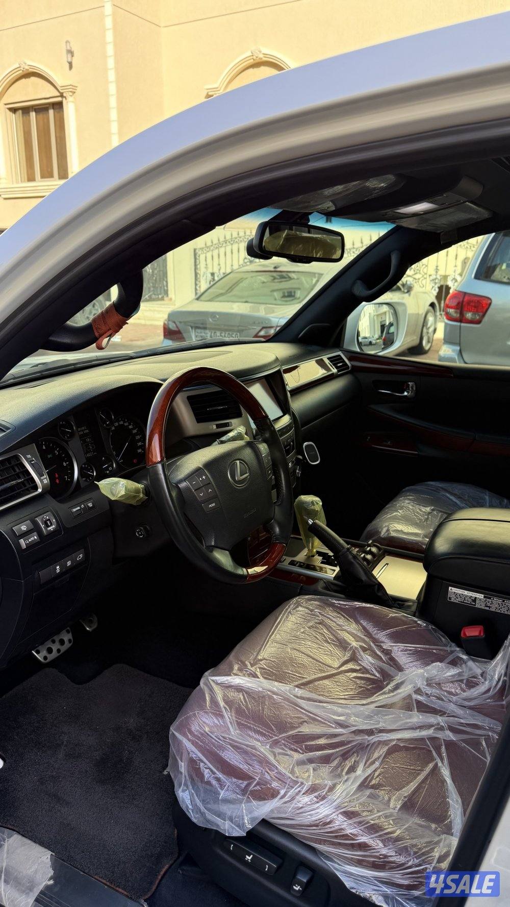 لكزس ٢٠١٤ سبورت ١١٤ Km3