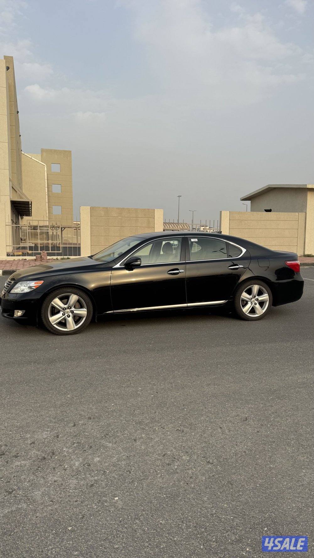 للبيع لكزس 460 ls شورت شرط الفحص موديل 20105