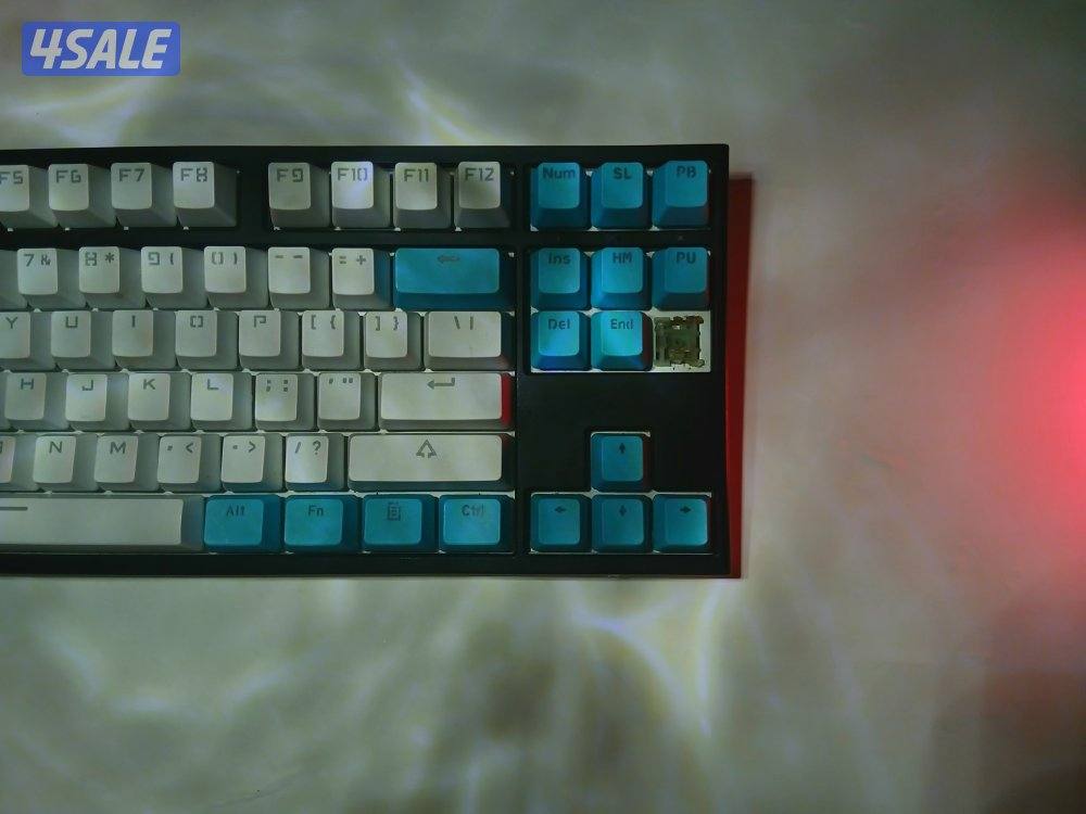 Ducky One 2 SF Mechanical rgb Keyboard (1 Key Damaged)2