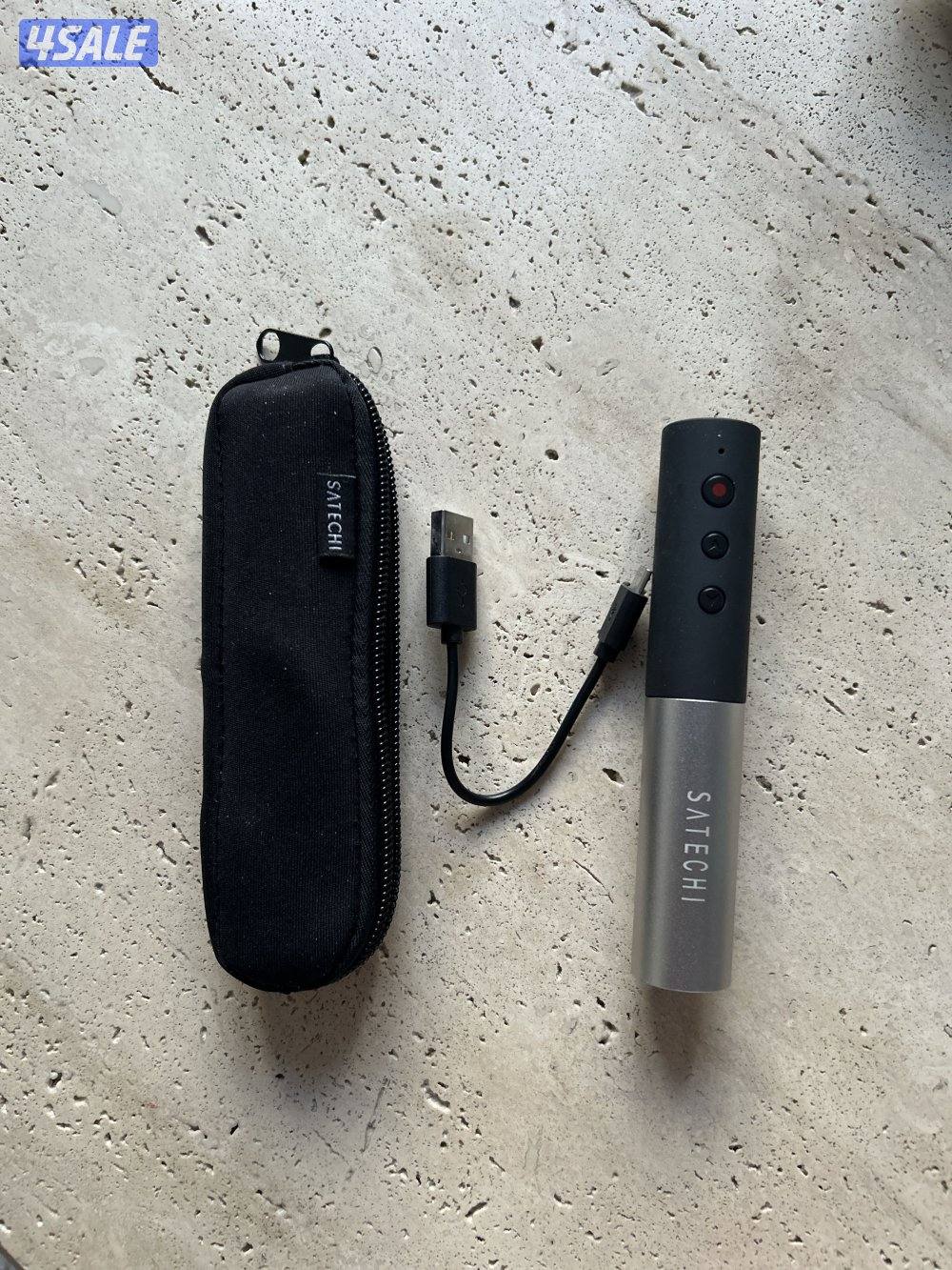 مكبر صوت + جهاز تحكم1