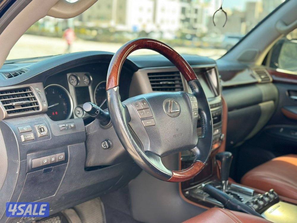 لكزس LX 570 صبغ الوكالة12