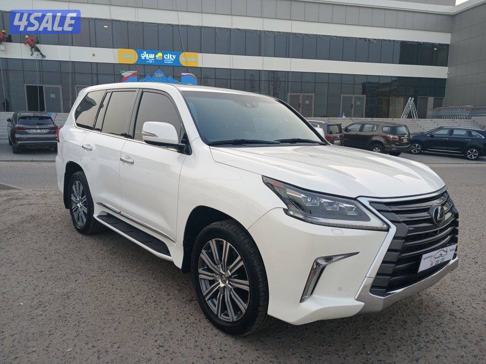 جيب لكزس LX570 موديل 2016 صبغ الوكالة. الدرجة الأولى1