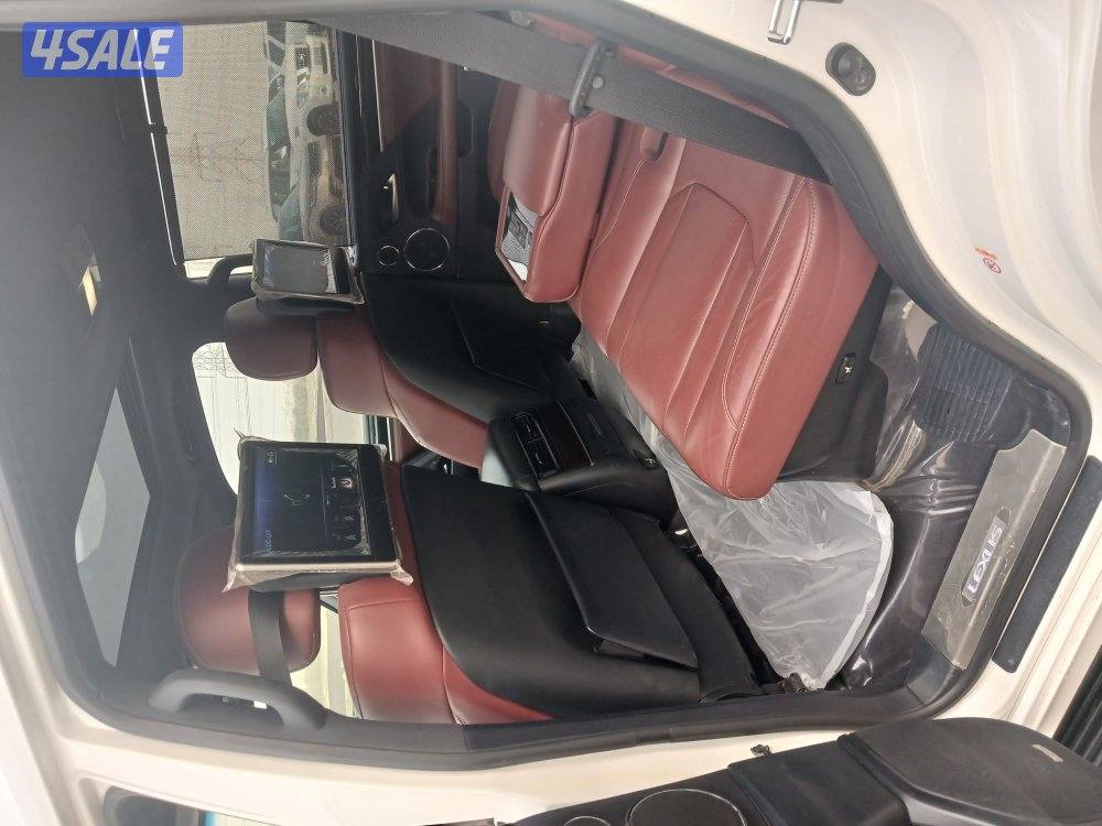 جيب لكزس LX570 موديل 2016 صبغ الوكالة. الدرجة الأولى8