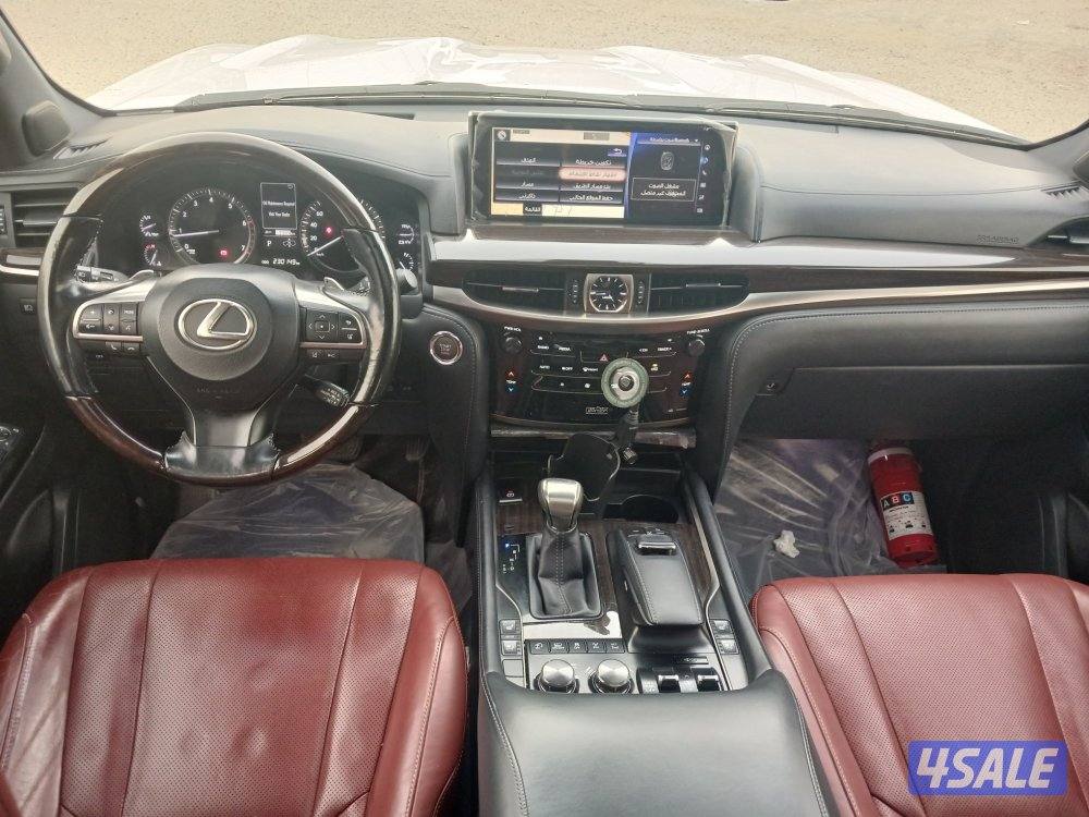 جيب لكزس LX570 موديل 2016 صبغ الوكالة. الدرجة الأولى7