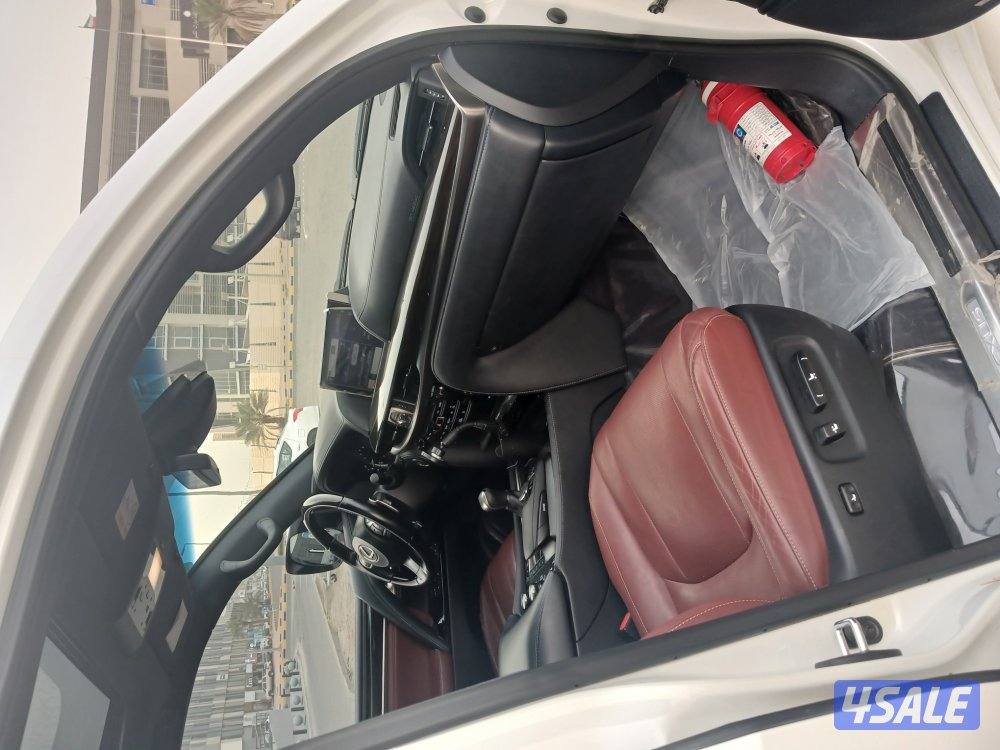 جيب لكزس LX570 موديل 2016 صبغ الوكالة. الدرجة الأولى9