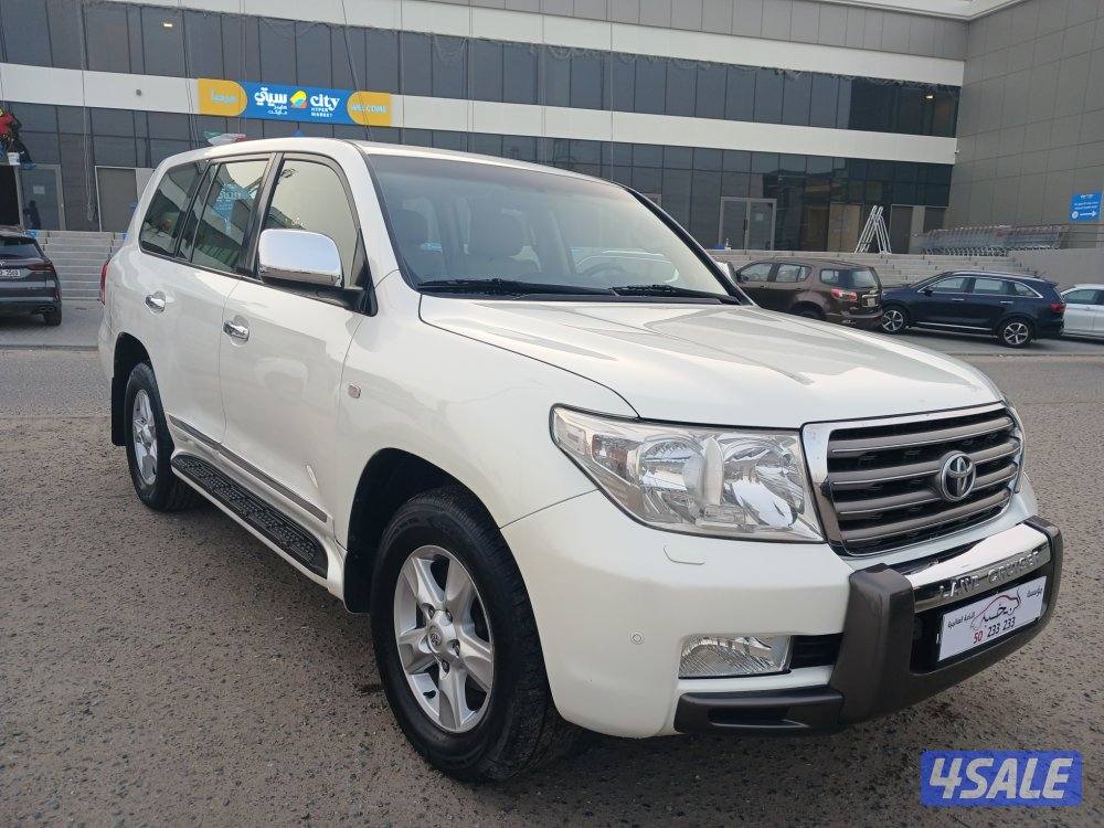 لاند كروزر VXR موديل 20101