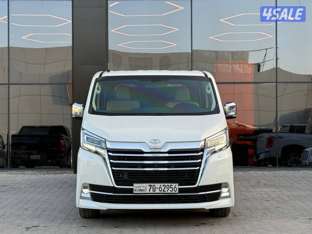 GRANVIA PREMIUM _2023 عداد 33 الف فقط2