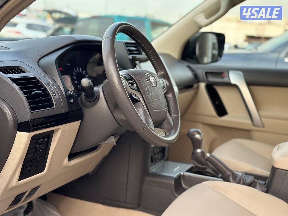 تويوتا برادو TXL موديل 2022 ماشي 73 الف صبغ الوكالة شرط الفحص بالكامل6