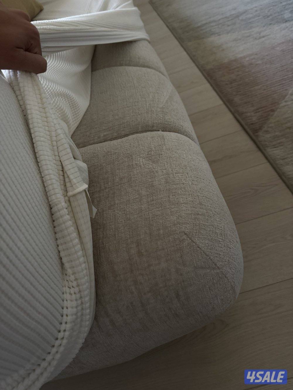 للبيع زوج قنفات  مع بف من هوم سنتر Home centre جودة عالية ✅✅✅0