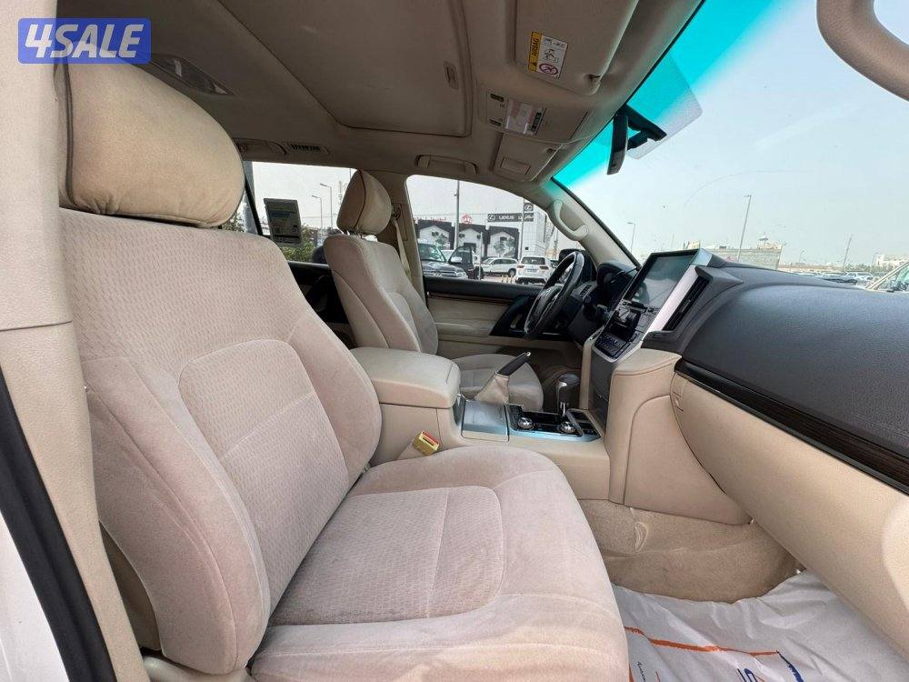 لاند كروزر GX.R-V8 موديل 2020 ماشى 237.000 k.m  وارد الساير .صبغ وكالة5