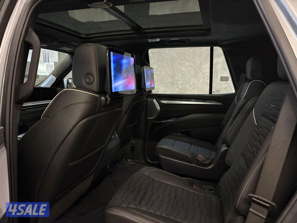 كاديلاك سكاليد V6