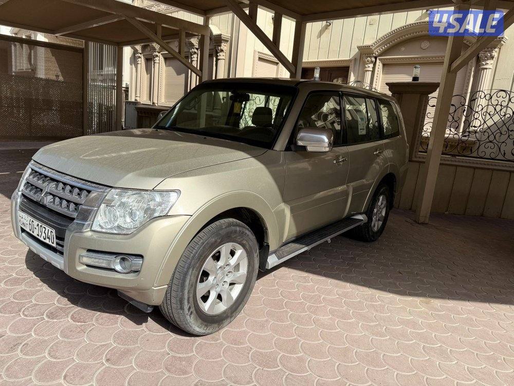 للبيع باجيرو موديل 2020شرط الفحص ماشي 228 الف لون ذهبي مكينه صغيره1