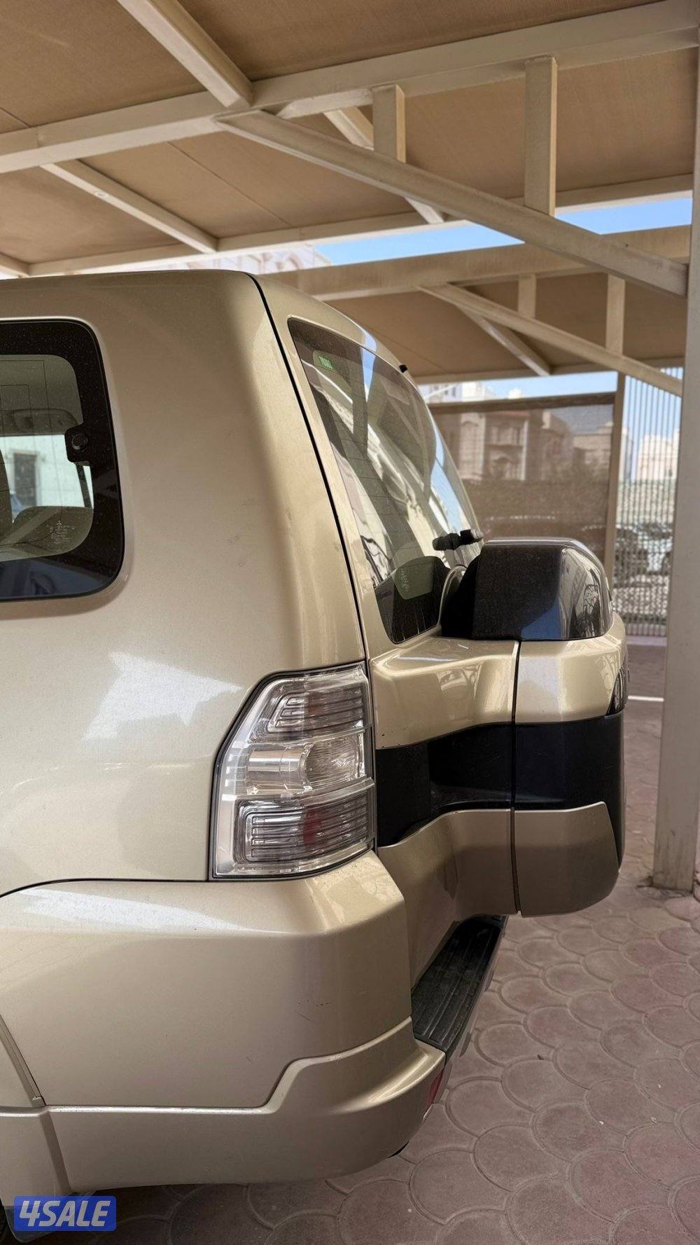 للبيع باجيرو موديل 2020شرط الفحص ماشي 228 الف لون ذهبي مكينه صغيره3