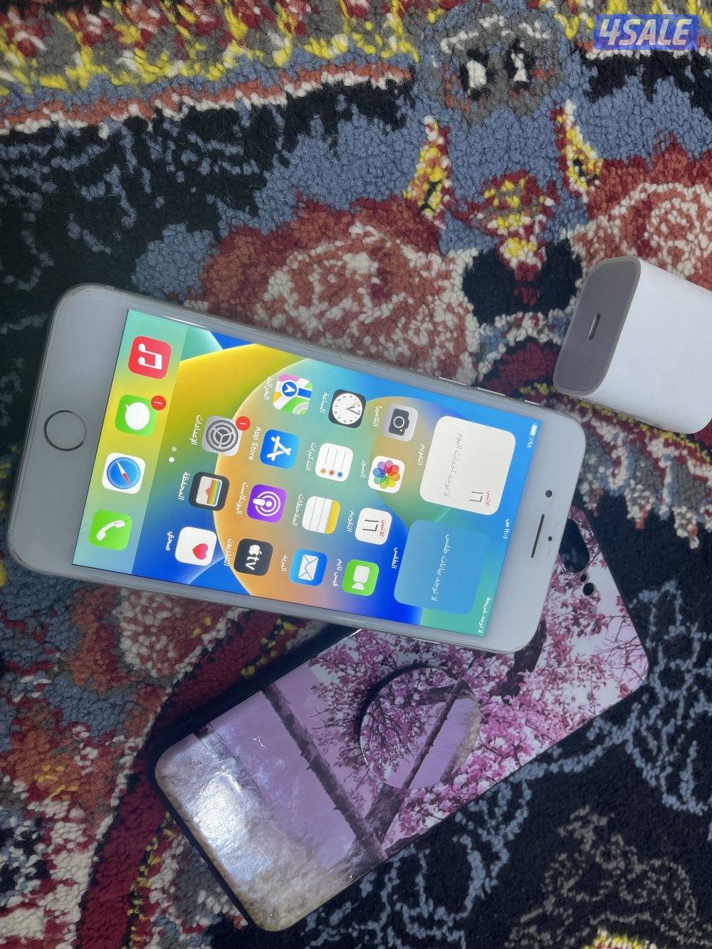 ايفون 8 بلس الكبير 64 جيجا بايت بطارية 78 مو مفتوح ولا مصلح شرط وشغال1