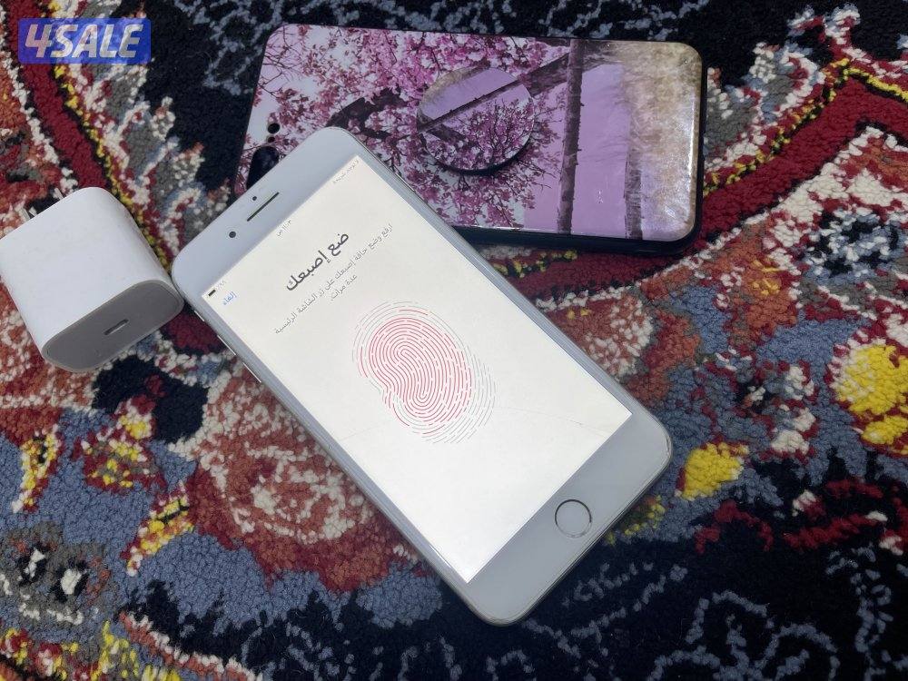 ايفون 8 بلس الكبير 64 جيجا بايت بطارية 78 مو مفتوح ولا مصلح شرط وشغال5