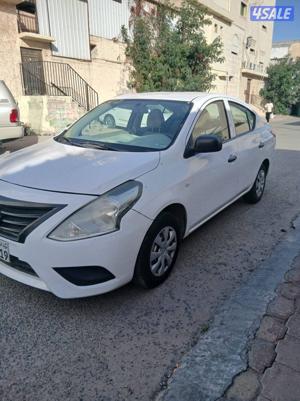 مقابل المسجد5