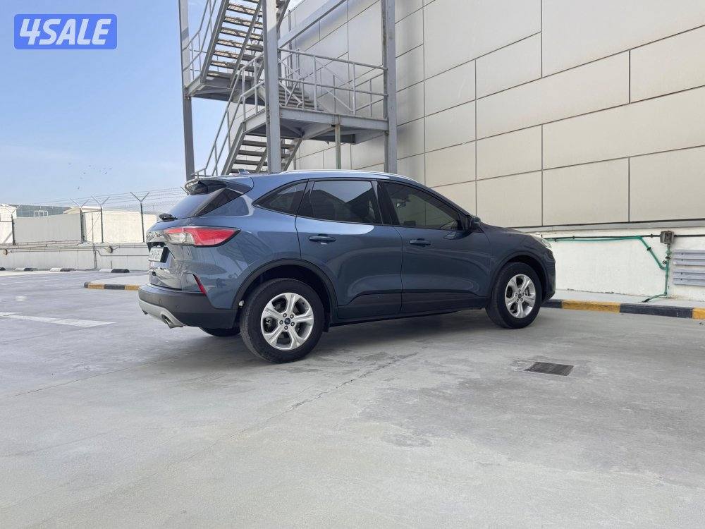 للبيع فورد إسكيب موديل 2022 الغانم عداد 87 الف7