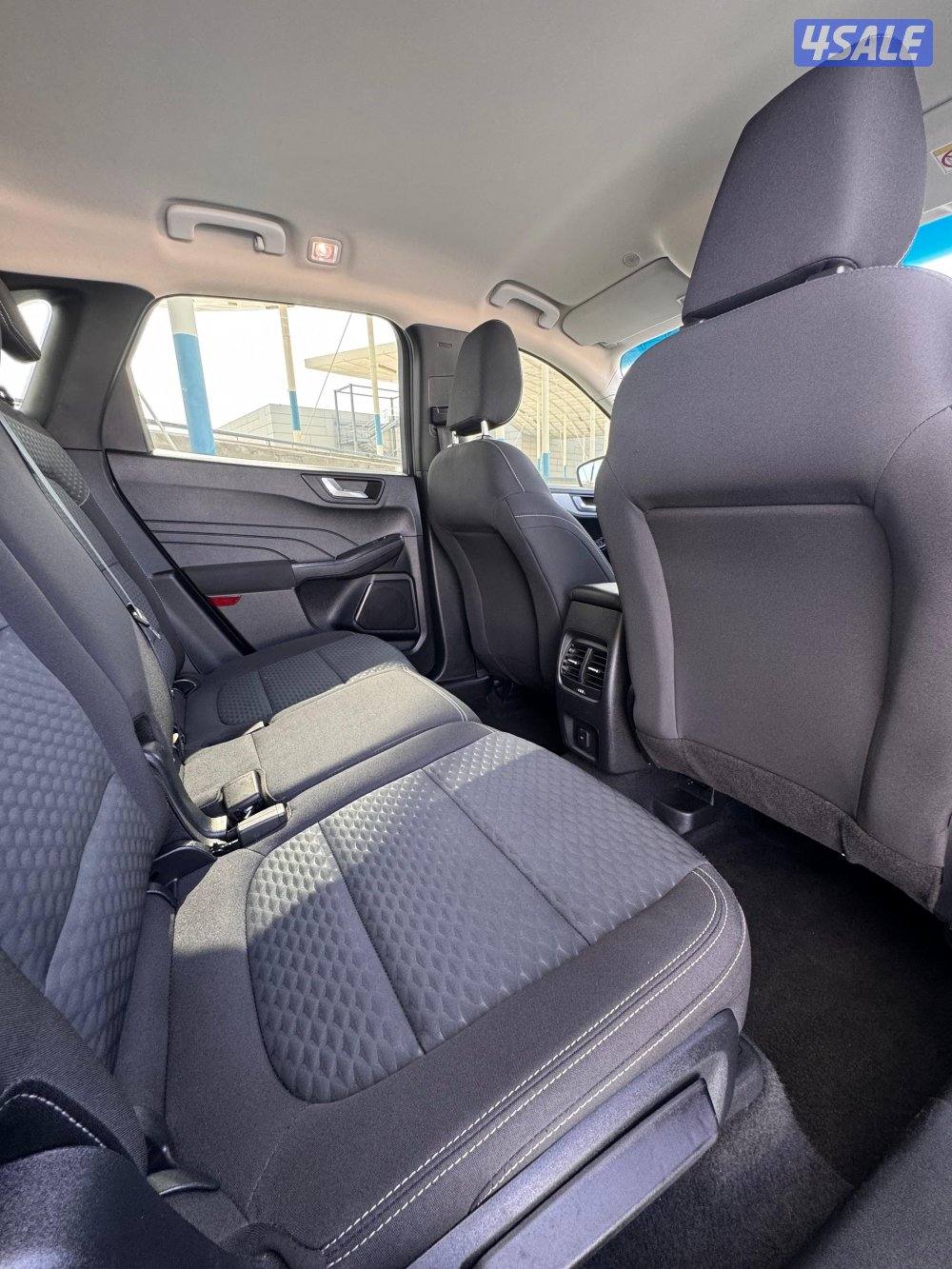 للبيع فورد إسكيب موديل 2022 الغانم عداد 87 الف13