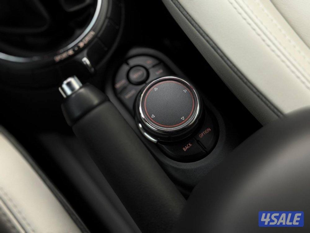 للبيع MINI COOPER موديل 2017 وارد الغانم12