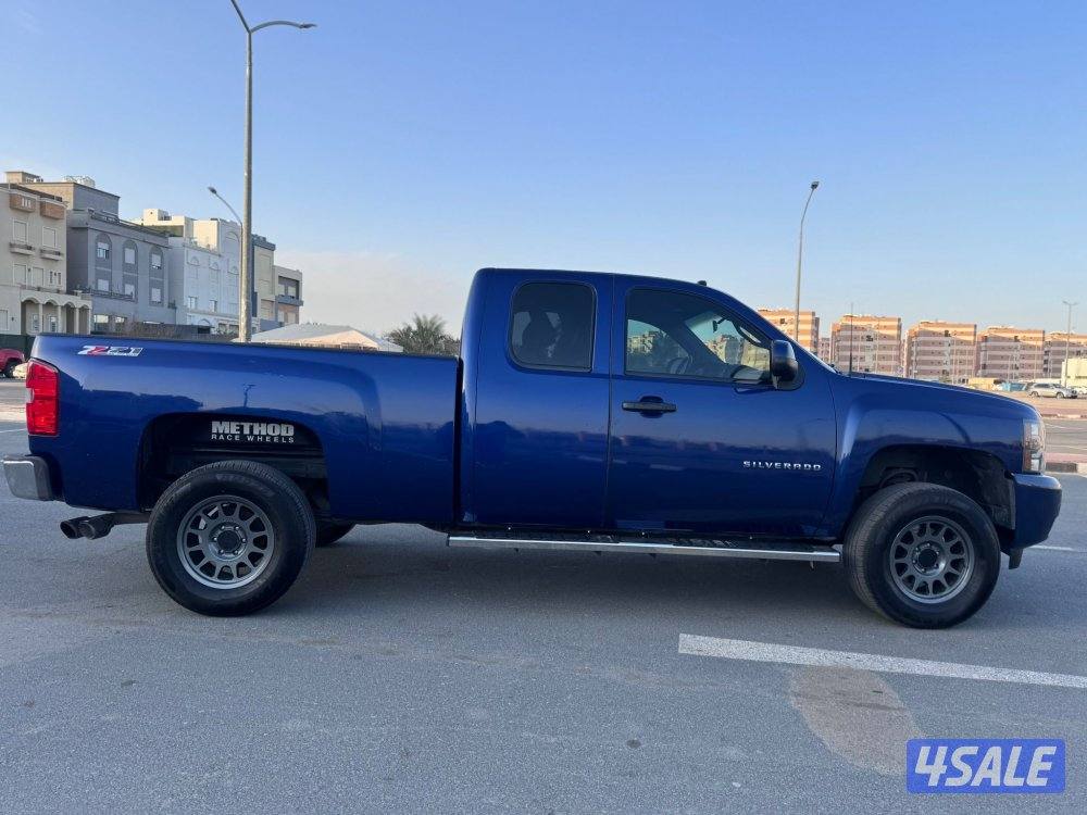 للبيع وانيت سلفرادو ٢٠١٣9