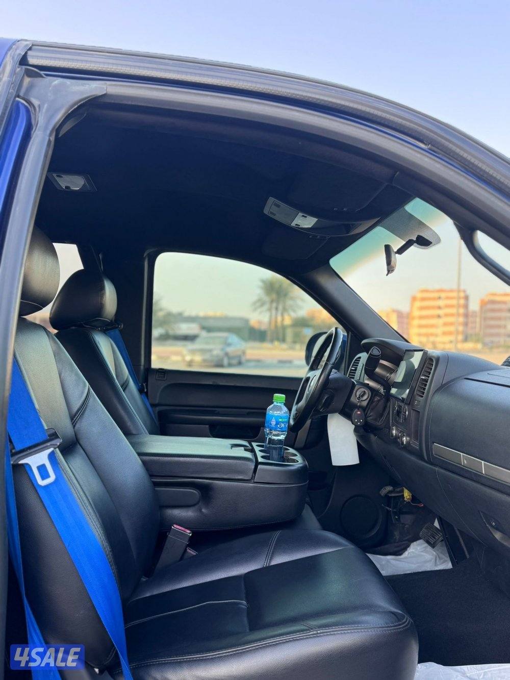 للبيع وانيت سلفرادو ٢٠١٣12