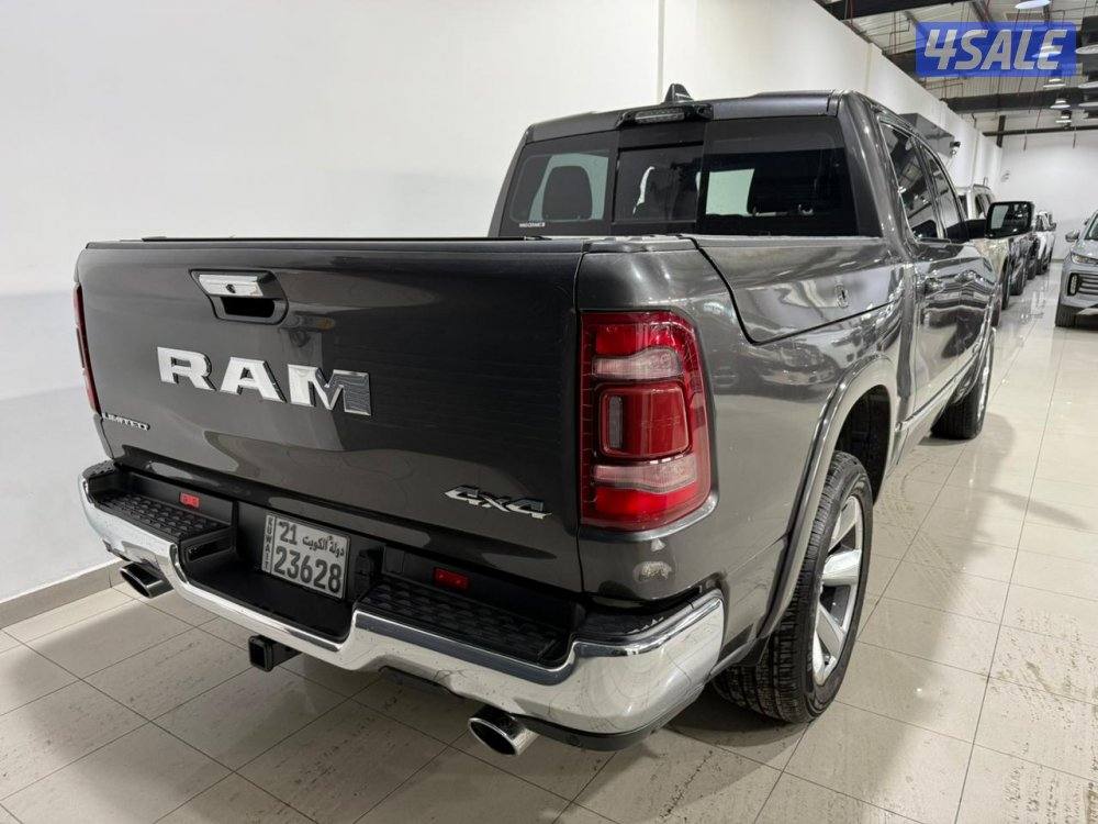 RAM 1500 Limited CC 4X4 E-Torque4