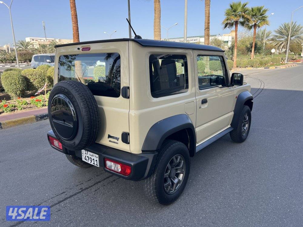 للبيع جيب سوزوكي جيمني موديل 2020 ( شـرط الـفـحـص بالكامل )6