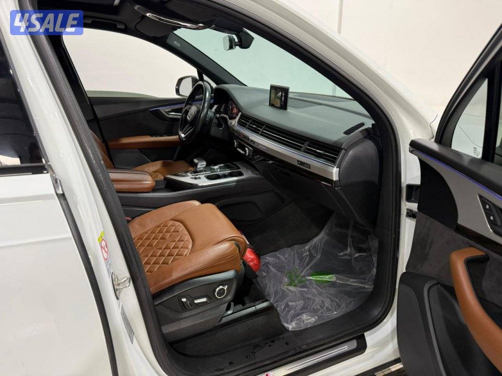 Audi Q7 55 TFSI Quattro S-Line6