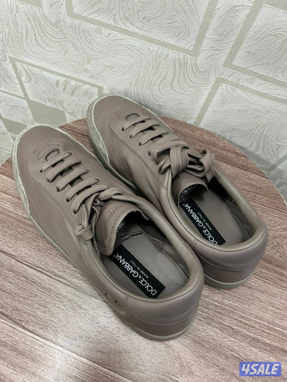 جوتي دولتشي اند غابانا مقاس ٤٣3