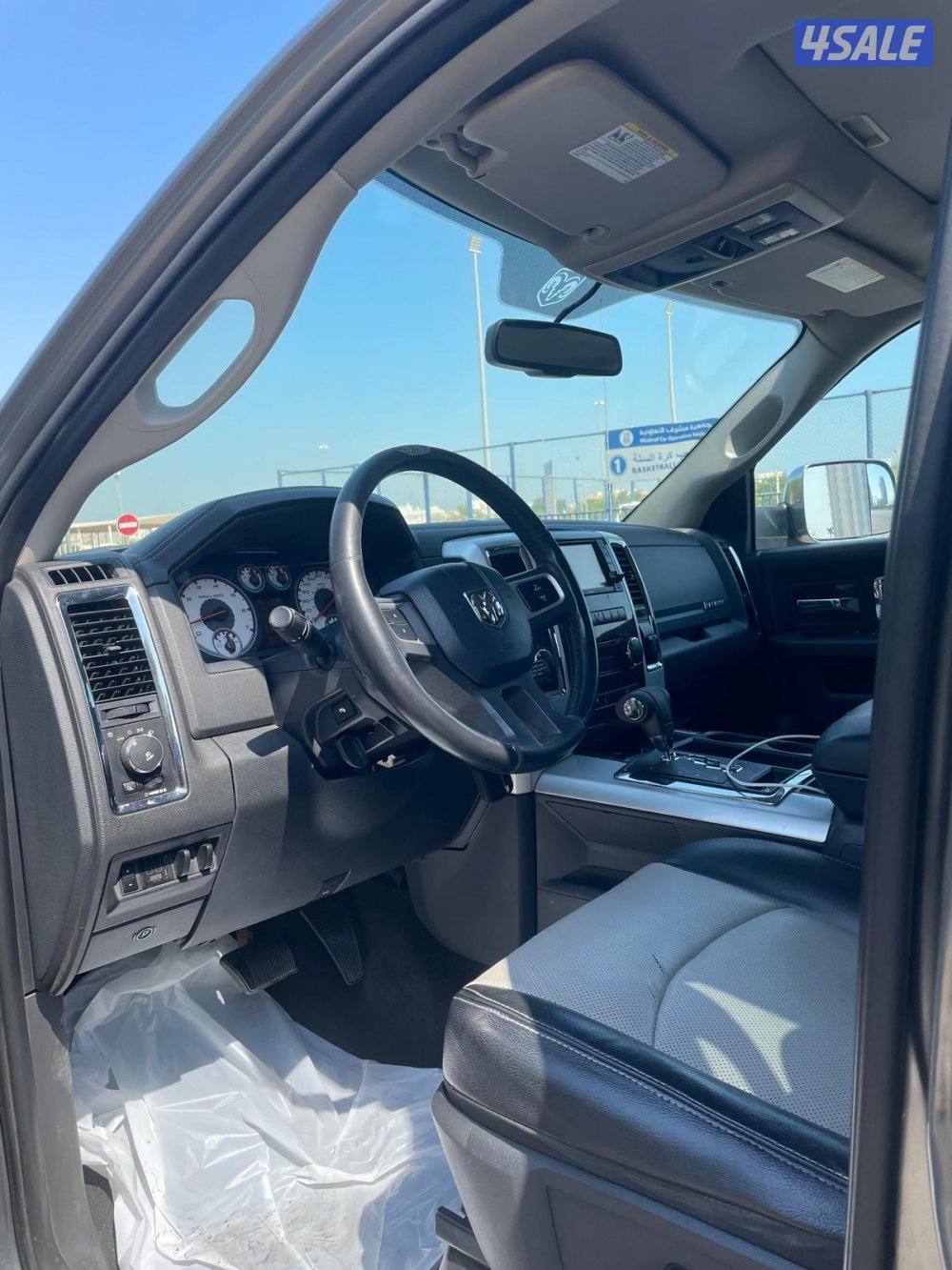 للبيع دوج رام Larami أعلى فئة
الموديل 2011
الممشى 255
وارد كندا
ال8